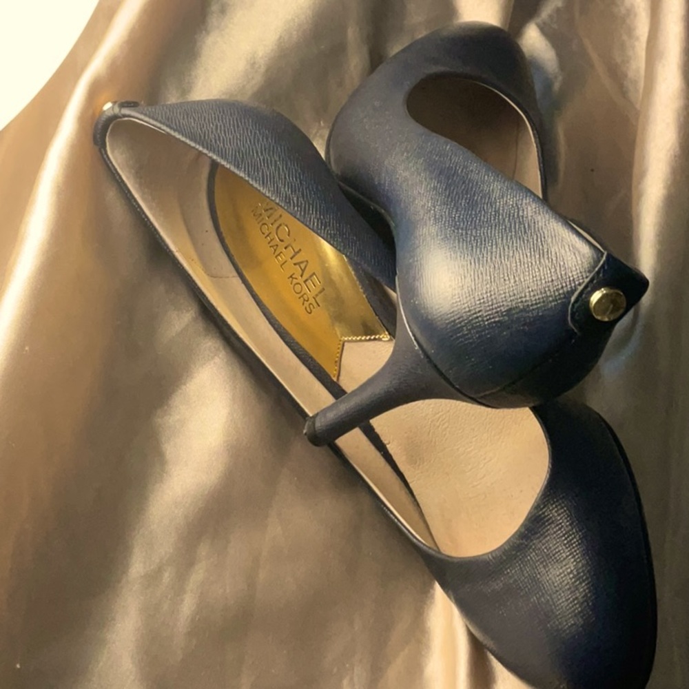 MK heels